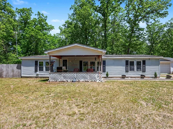 688 S Silver Dr, White Cloud, MI 49349