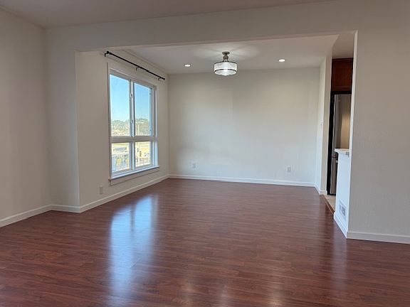 3rd image of 3 Woodland Ave