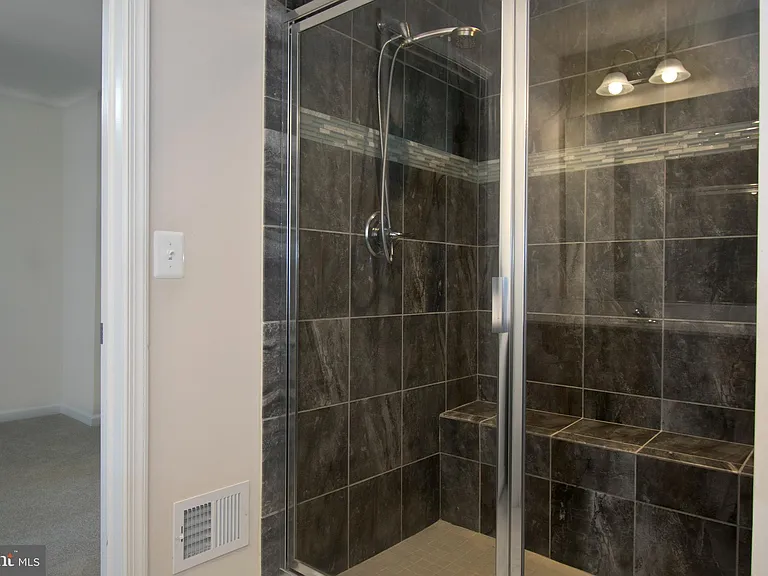 105 Gristmill Ct — Photo 21
