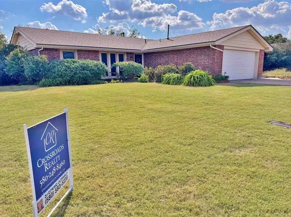 6902 SW Bainbridge Ave, Lawton, OK 73505