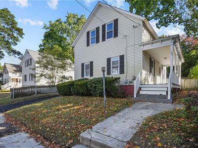 193 Roger Williams Ave E, Rumford, RI, 02916