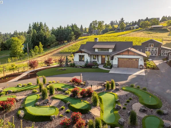 10995 NE Paren Springs Rd, Dundee, OR 97115