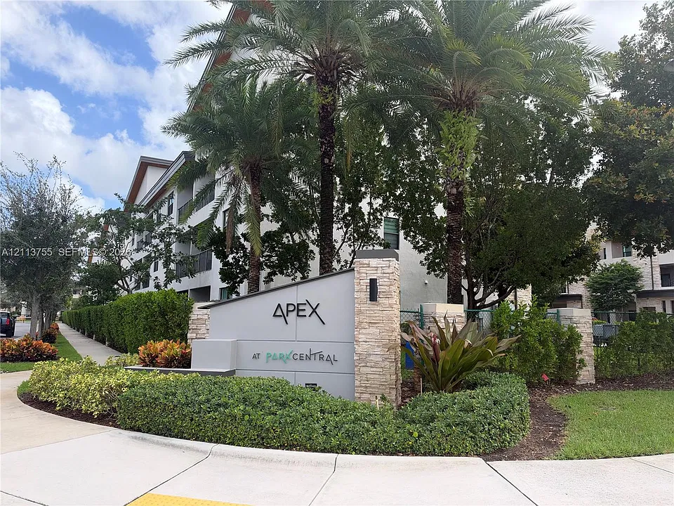 7831 NW 104th Ave #31