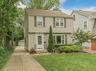 1160 Haselton Rd, Cleveland Heights, OH 44121