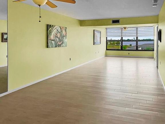 4th image of 3516 Whitehall Dr APT 404