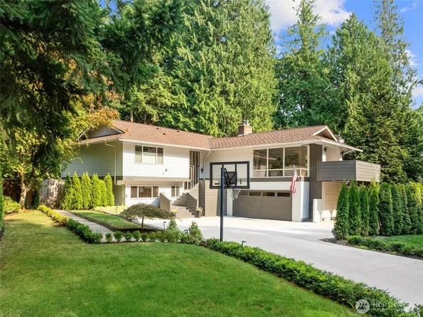 2202 Sahalee Drive E, Sammamish, WA 98074