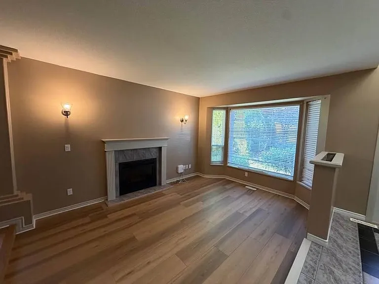 23776 110th Ave #UPPER — Photo 1