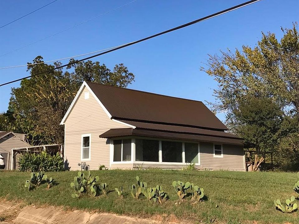 1st image of 512 W Cotter Ave