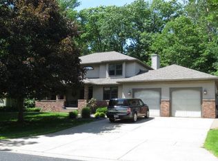 1808 Crestview Dr, Wausau, WI 54403