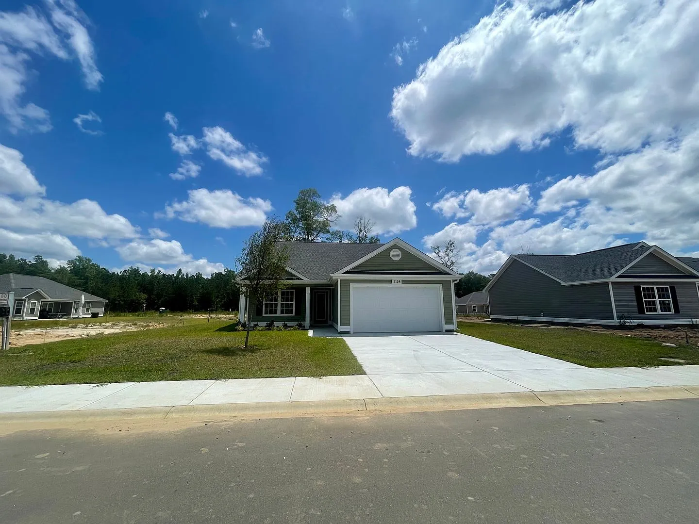 Beautiful 3bd / 2ba W/ High End Finishes, Right In The Heart Of Conway!! — Photo 2