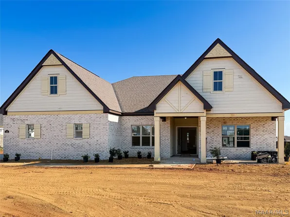 102 Dow Dr, Wetumpka, AL 36093