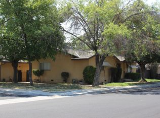 847 Oxford Ave, Clovis, CA