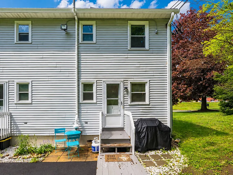 71 Arthur St #1 — Photo 13