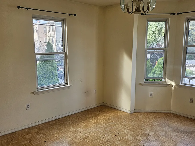 6 Ashley St #2 — Photo 7
