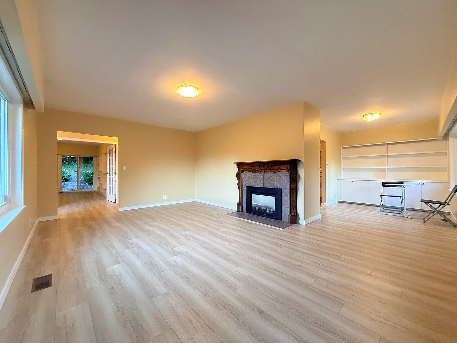 3 bed, 1827 sqft, $5,200 — Photo 2