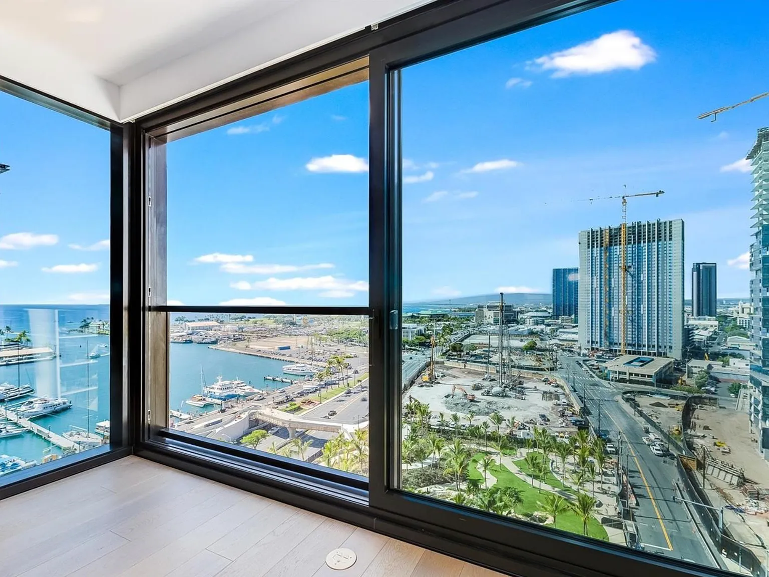 2 bed, 1084 sqft, $7,800 — Photo 2