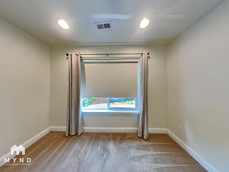 4698 NE Beaumead Ln — Photo 21