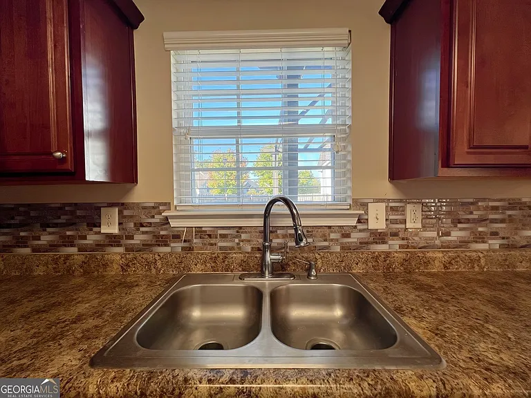 2751 Spence Ct — Photo 21