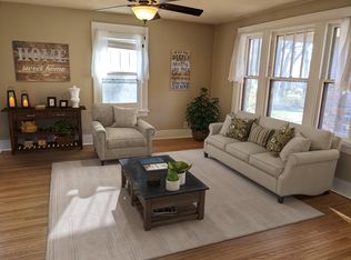 1400 Morningside Dr, Freeport, IL 61032