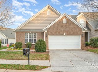 253 Garnet Ct, Fort Mill, SC 29708