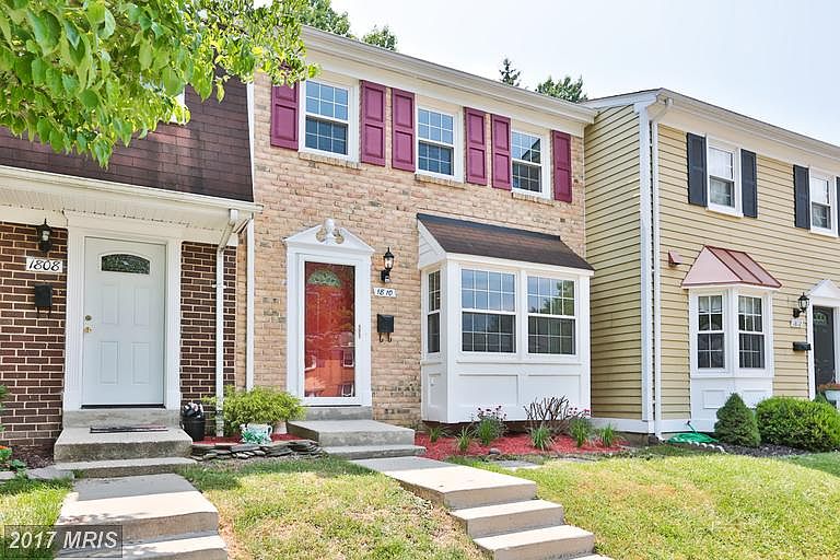 1st image of 1810 Foxdale Ct #132