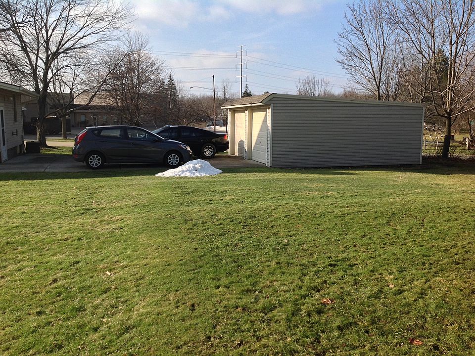 1st image of 65 1st Ave