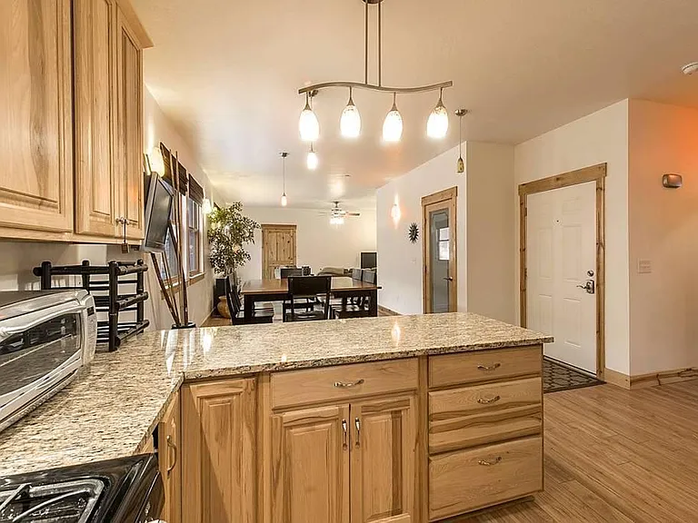 2036 Prospector Ave — Photo 15