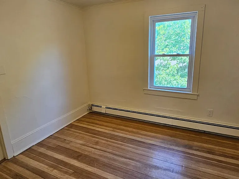 17 Forest Avenue Ct #3 — Photo 5