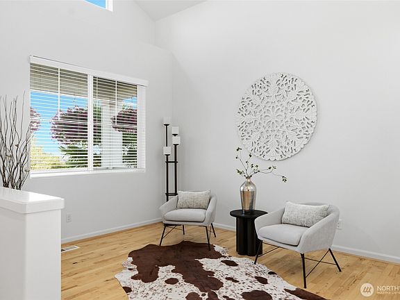 5th image of 16403 22nd Street E