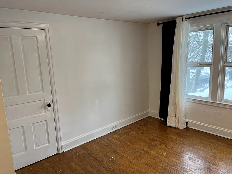 652 Washington Ave #1/2 — Photo 14
