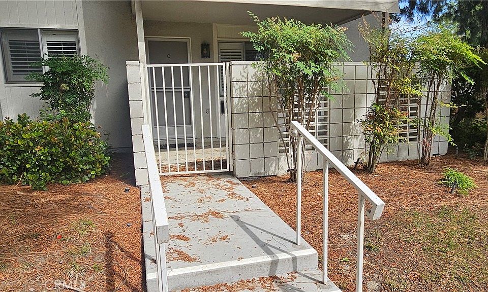 1st image of 280 Avenida Carmel Unit C