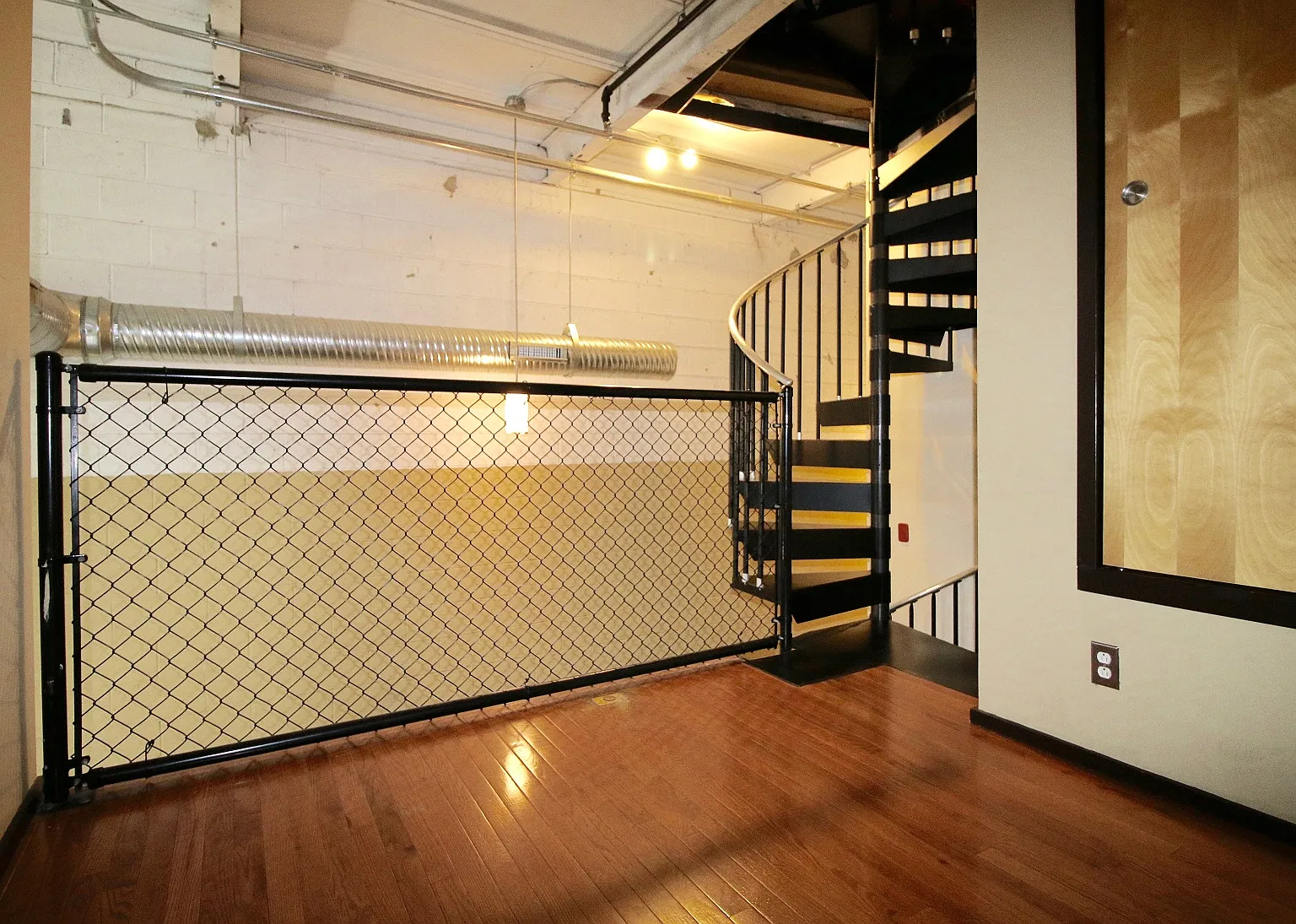Stockton Lofts — Photo 3