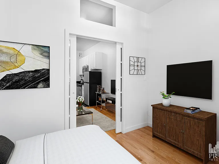 335 E 81st St #1D — Photo 3