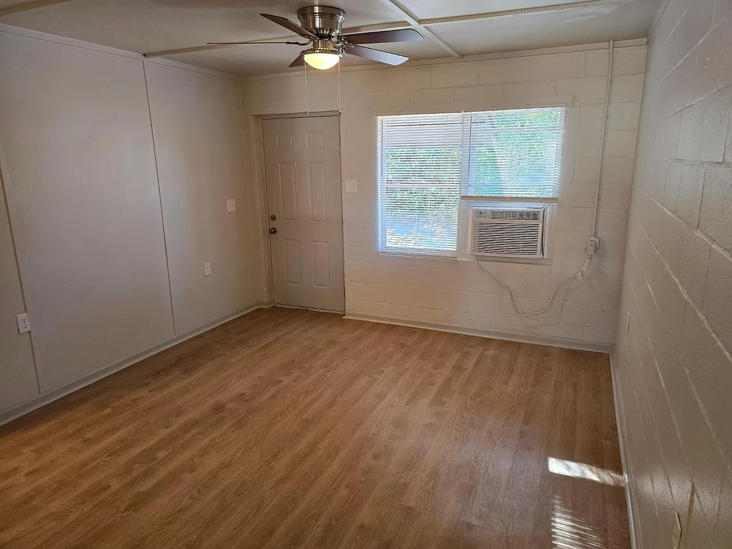 2520 16th Ave - 2520 16th Ave Unit C — Photo 2