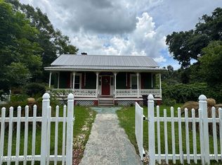 4700 2nd St, Moss Point, MS 39563