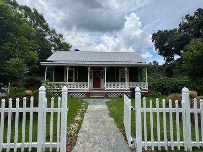 4700 2nd St, Moss Point, MS, 39563
