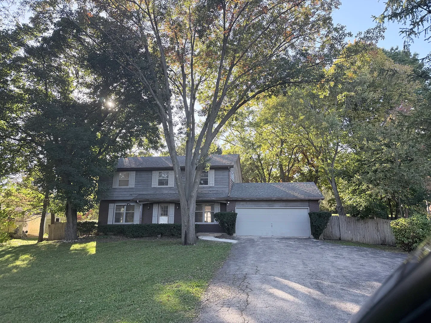 4 bed, 2.5 bath, 2446 sqft, $4,500 — Photo 1