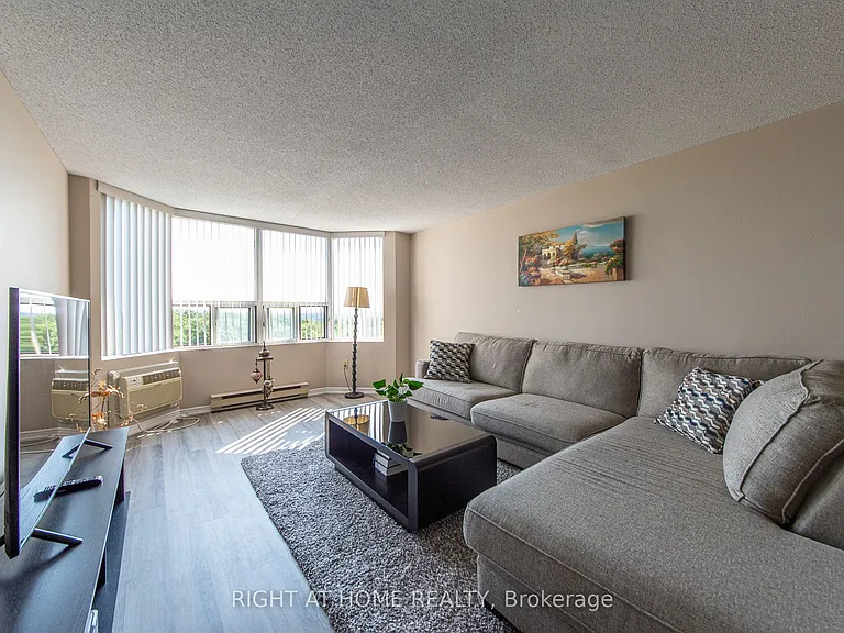 35 Green Valley Dr #1714 — Photo 10