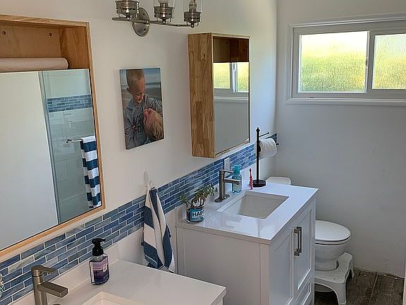 Downstairs Bathroom# 2