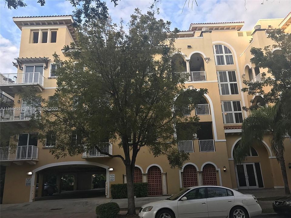 1st image of 107 Mendoza Ave APT 401