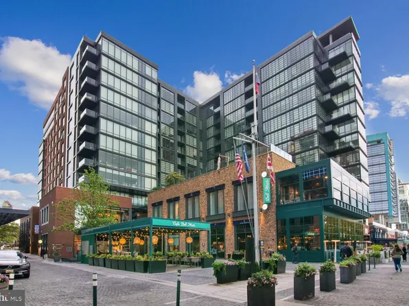 45 Sutton Sq SW #Penthouse 13, Washington, DC 20024