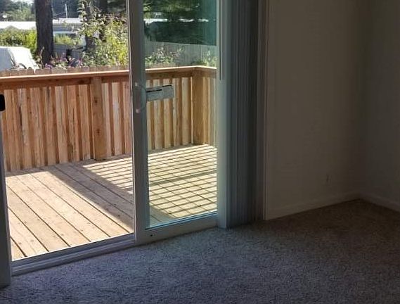 2nd image of 90848 Hollywood Ln