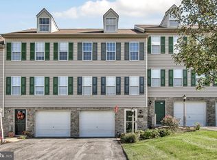 1010 Hearthridge Ln, York, PA