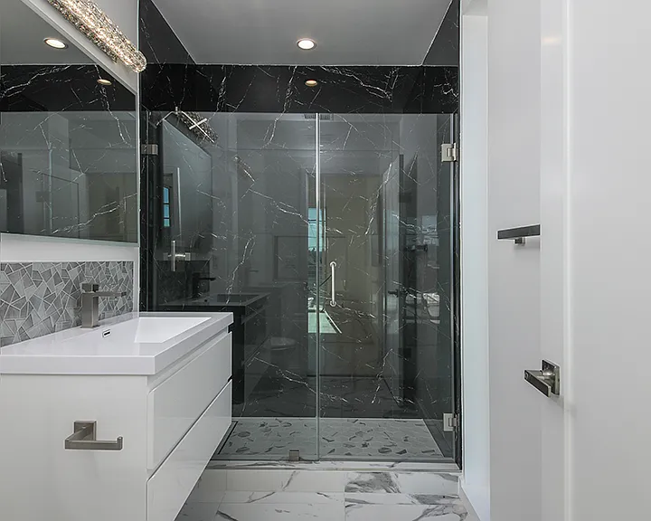 4550 W 18th St — Photo 10
