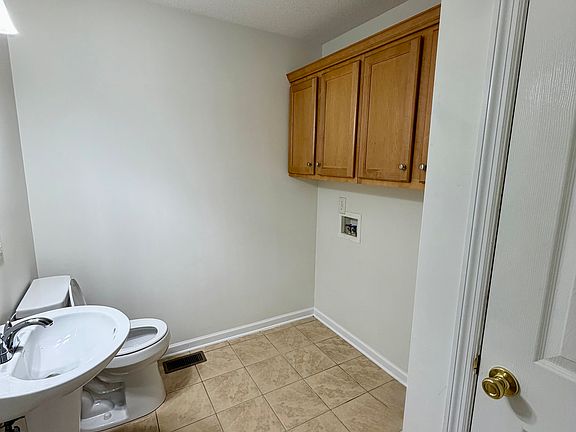 3rd image of 2356 Grovers Mill Ct SE