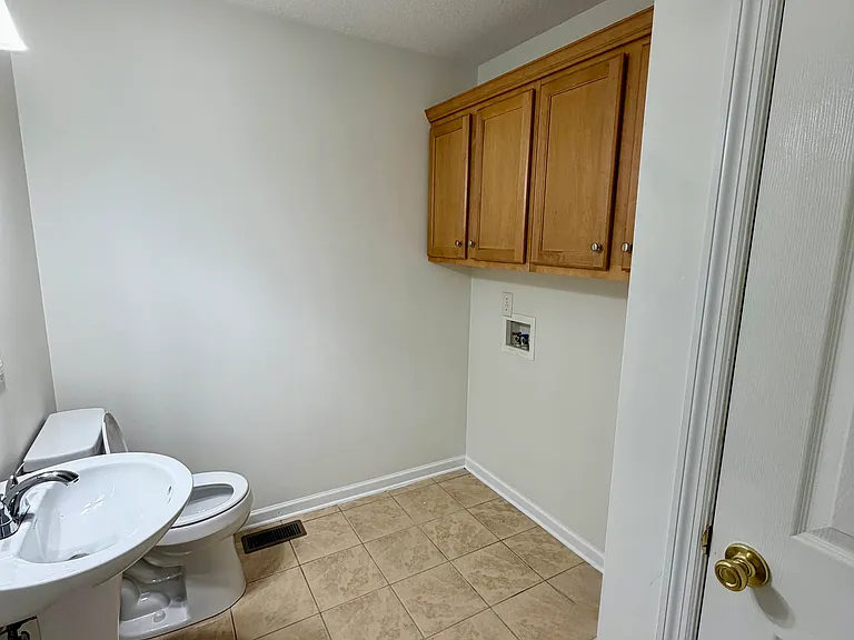 2356 Grovers Mill Ct SE — Photo 3