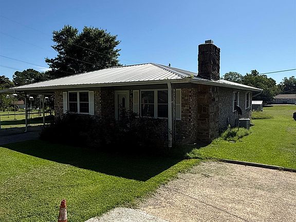 5th image of 273 Poplar St