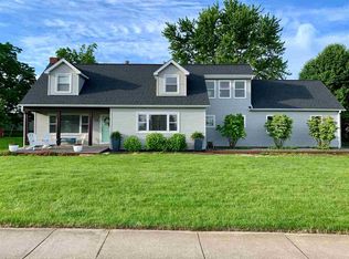 720 W Progress St, Metamora, IL 61548