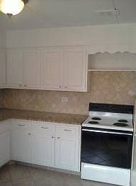 4th image of 426 Wesley Ave APT 2