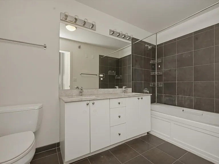 235 W Van Buren St #4507 — Photo 20